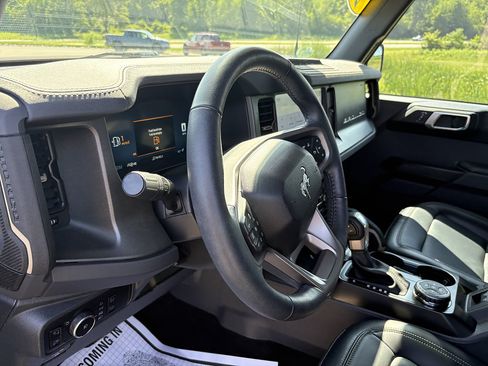 Used 2025 Ford Bronco Badlands AWD/4WD image 29