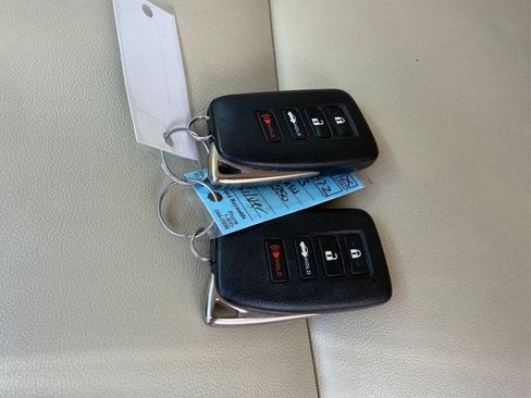 Used 2013 Lexus ES 350 w/ Premium Pkg FWD image 11