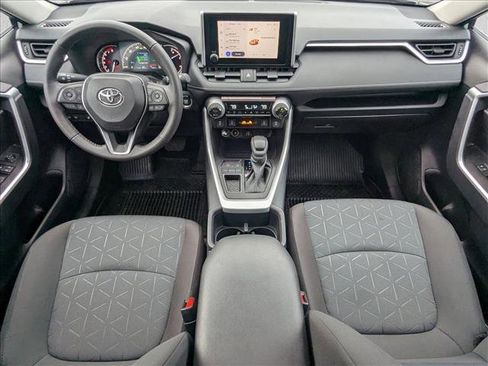 Certified 2025 Toyota RAV4 XLE image 18