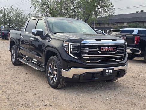 New 2026 GMC Sierra 1500 SLT image 3
