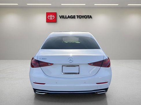 Used 2024 Mercedes-Benz C 300 Sedan image 4