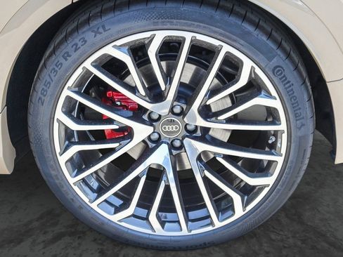 New 2025 Audi SQ8 Prestige image 11