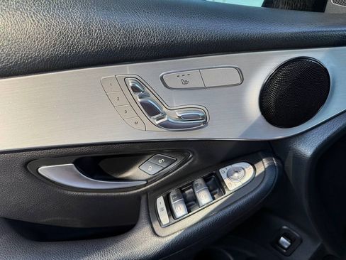 Used 2021 Mercedes-Benz GLC 300 image 25