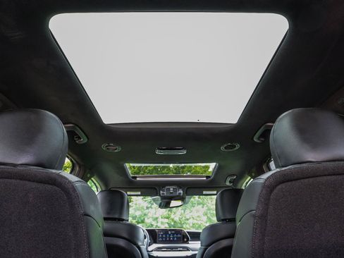 Used 2020 Hyundai Palisade Limited FWD image 6