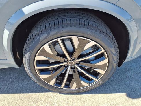 New 2026 Volvo XC90 B6 Ultra image 9