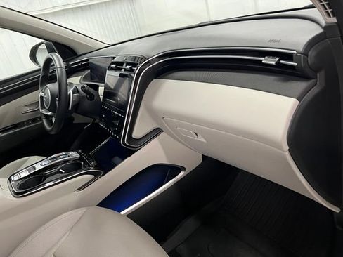 Used 2023 Hyundai Tucson Limited AWD/4WD image 16