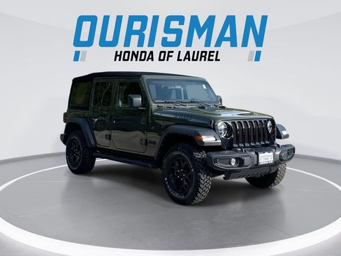 Used 2022 Jeep Wrangler Unlimited Sport AWD/4WD image 2