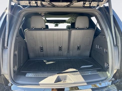New 2026 Chevrolet Tahoe High Country AWD/4WD image 25