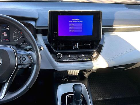 Used 2023 Toyota Corolla SE w/ SE Premium Package image 7