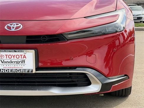 New 2026 Toyota Prius Plug-In Hybrid image 9