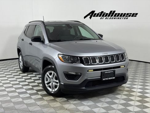 Used 2019 Jeep Compass Sport FWD image 1