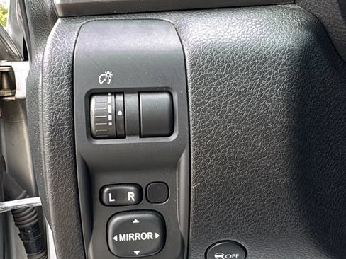Used 2012 Subaru Forester 2.5X Premium w/ All-Weather Pkg AWD/4WD image 21