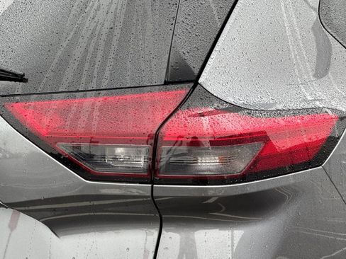 Certified 2026 Nissan Rogue S FWD image 52