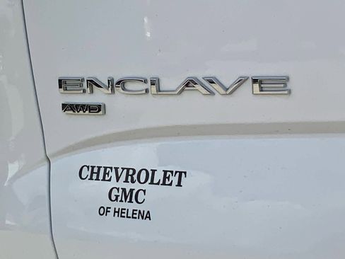 Used 2022 Buick Enclave Premium AWD/4WD image 17