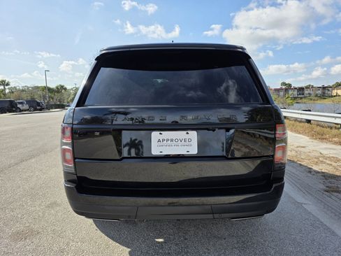 Used 2018 Land Rover Range Rover HSE image 6