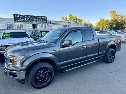 Used 2018 Ford F150 XLT w/ Equipment Group 302A Luxury image 3