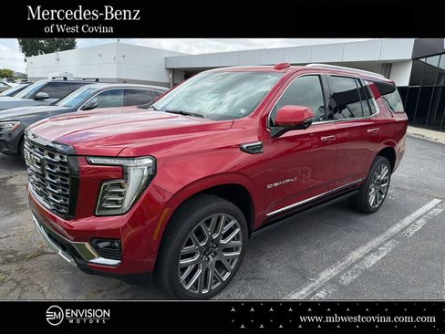 Used 2025 GMC Yukon Denali Ultimate AWD/4WD image 1