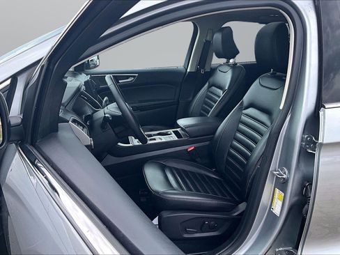 Used 2024 Ford Edge SEL w/ Convenience Package image 16