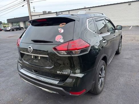 Used 2019 Nissan Rogue SV w/ Sun & Sound Touring Package AWD/4WD image 4