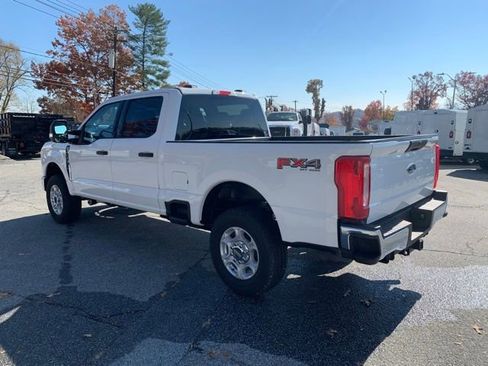 New 2026 Ford F250 XLT w/ FX4 Off-Road Package image 6