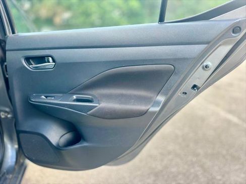 Used 2021 Nissan Versa SV image 15