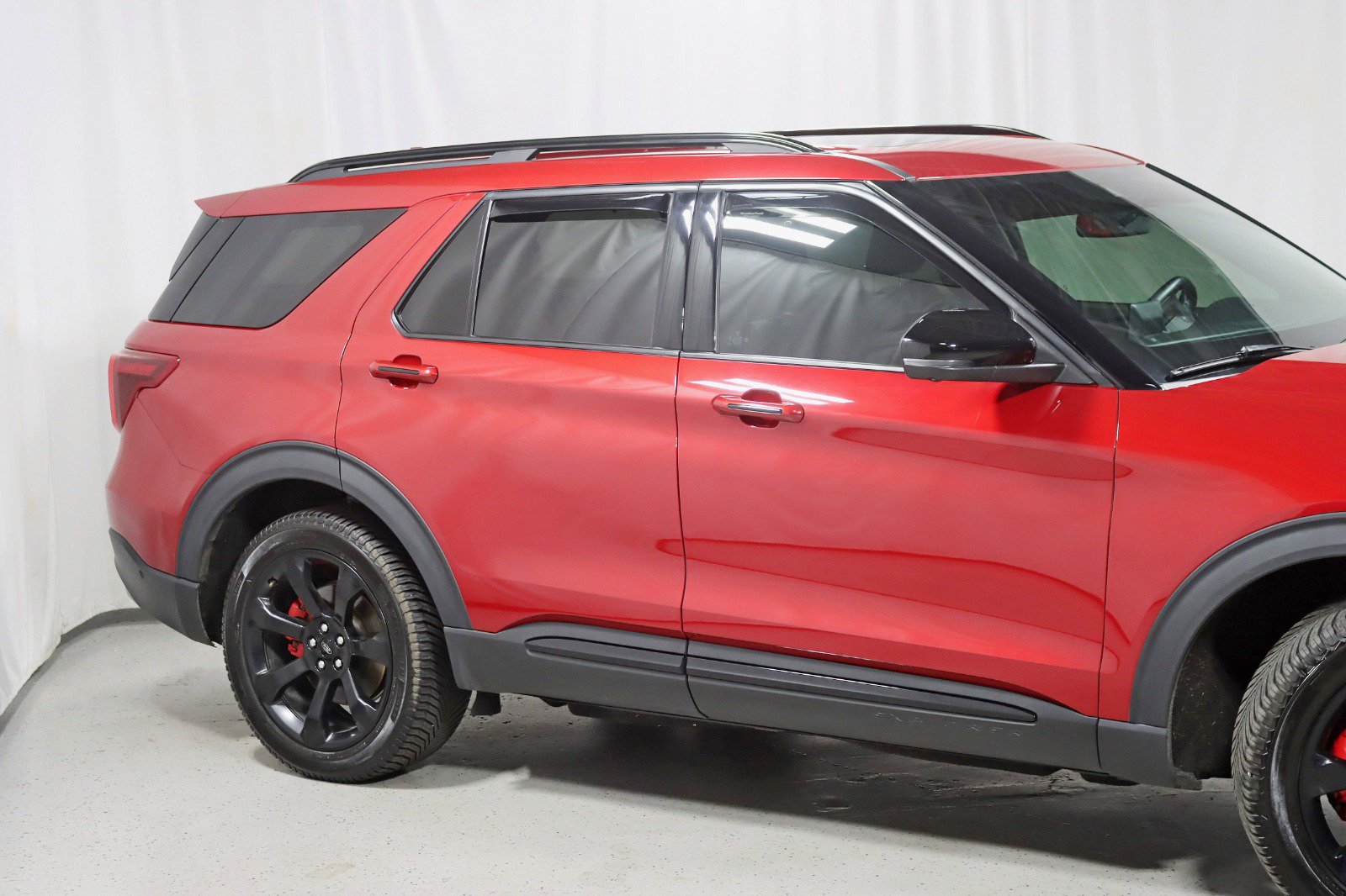 Used 2020 Ford Explorer ST w/ ST Street Pack AWD/4WD image 3