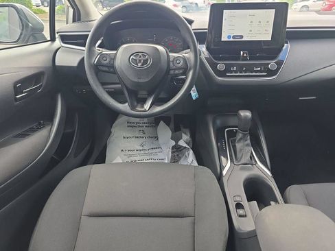 Used 2023 Toyota Corolla LE FWD image 18