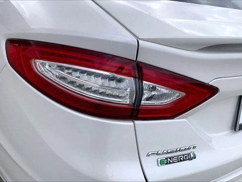 Used 2016 Ford Fusion Energi Titanium image 28