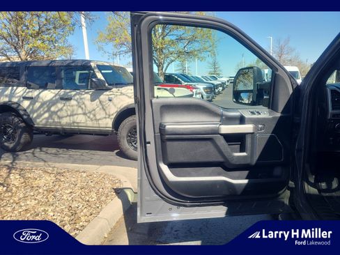Used 2020 Ford F150 Lariat w/ Equipment Group 502A Luxury AWD/4WD image 13