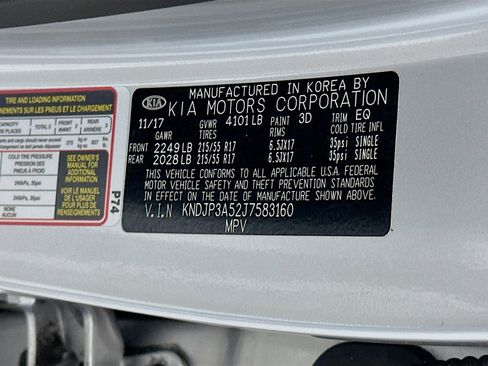 Used 2018 Kia Soul + FWD image 12