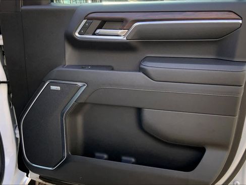 Used 2024 GMC Sierra 1500 SLT image 22