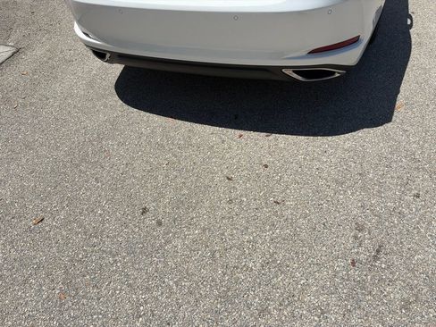 Used 2020 Lexus ES 350 w/ Premium Package FWD image 4