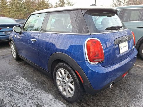 Used 2021 MINI Cooper 2-Door Hardtop w/ Storage Package image 6