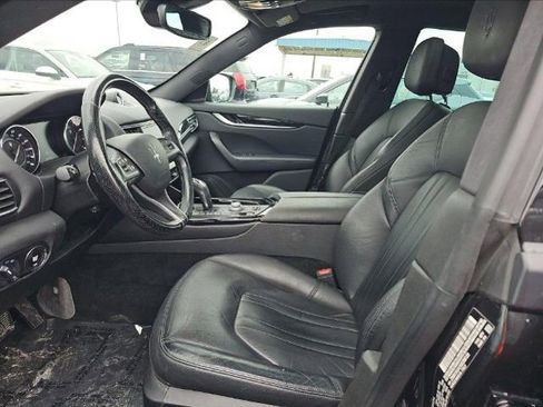 Used 2022 Maserati Levante GT AWD/4WD image 5