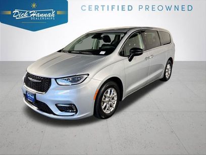 Certified 2024 Chrysler Pacifica Touring-L