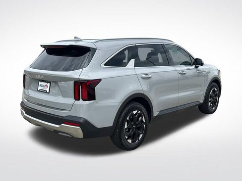Used 2025 Kia Sorento S w/ Panoramic Sunroof Package FWD image 10