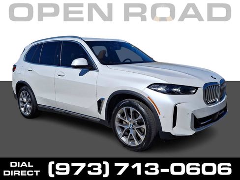 Used 2024 BMW X5 xDrive40i w/ Parking Assistance Package AWD/4WD image 1