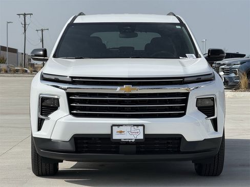 New 2026 Chevrolet Traverse LT image 7