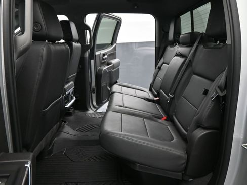 Used 2022 Chevrolet Silverado 1500 LTZ image 18