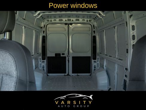 Used 2025 RAM ProMaster 2500 w/ Convenience Group image 17