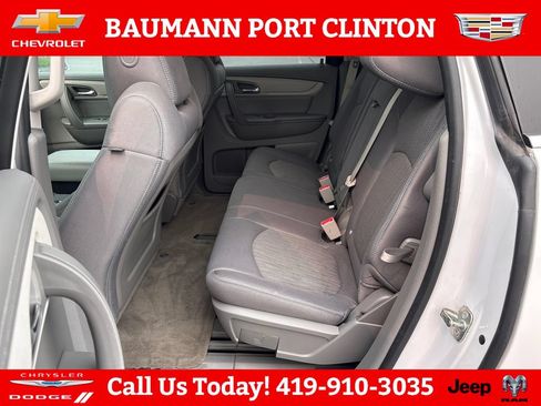 Used 2016 Chevrolet Traverse LT FWD image 26