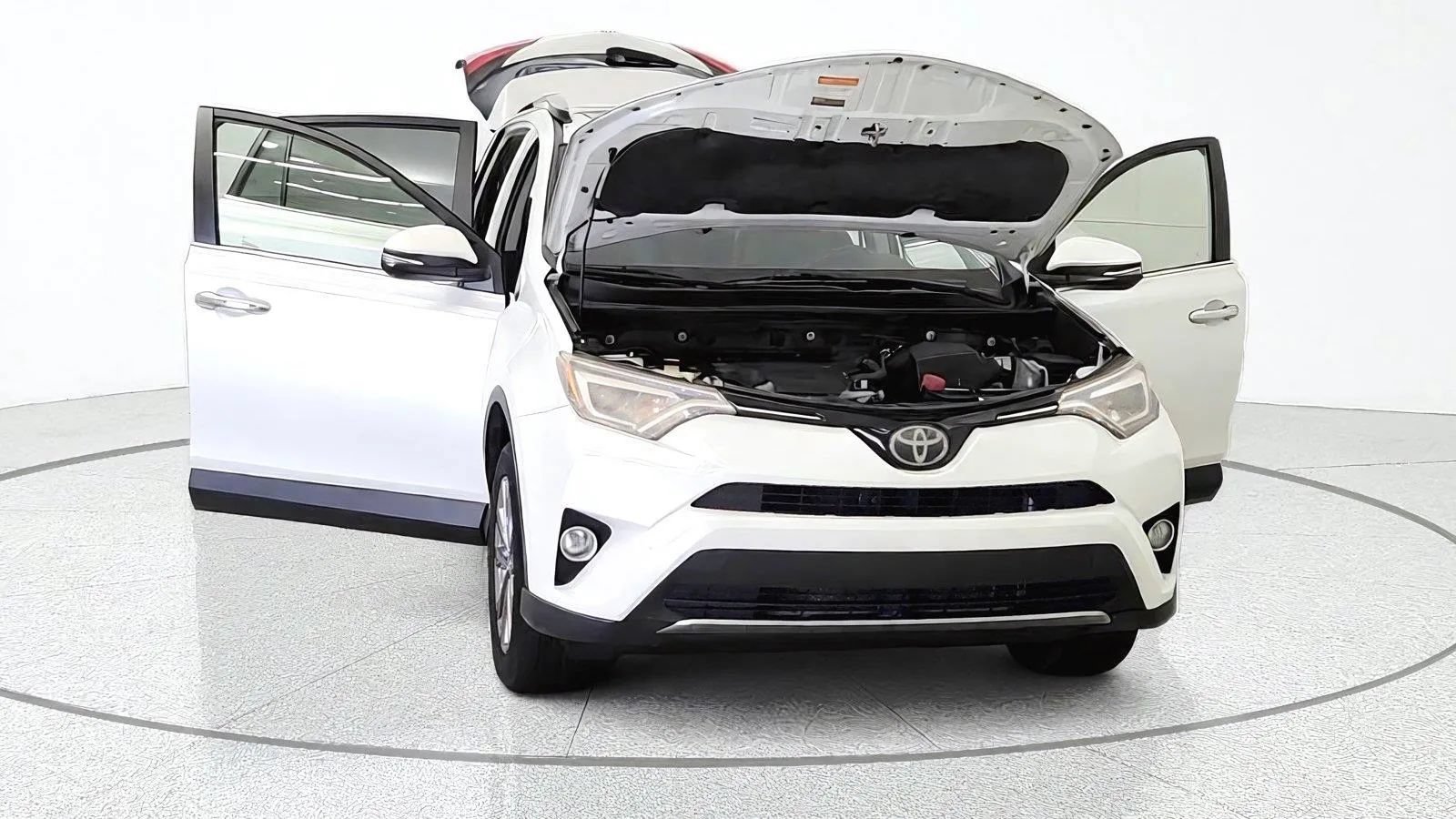 Used 2018 Toyota RAV4 Limited w/ All Weather Liner Package AWD/4WD image 12