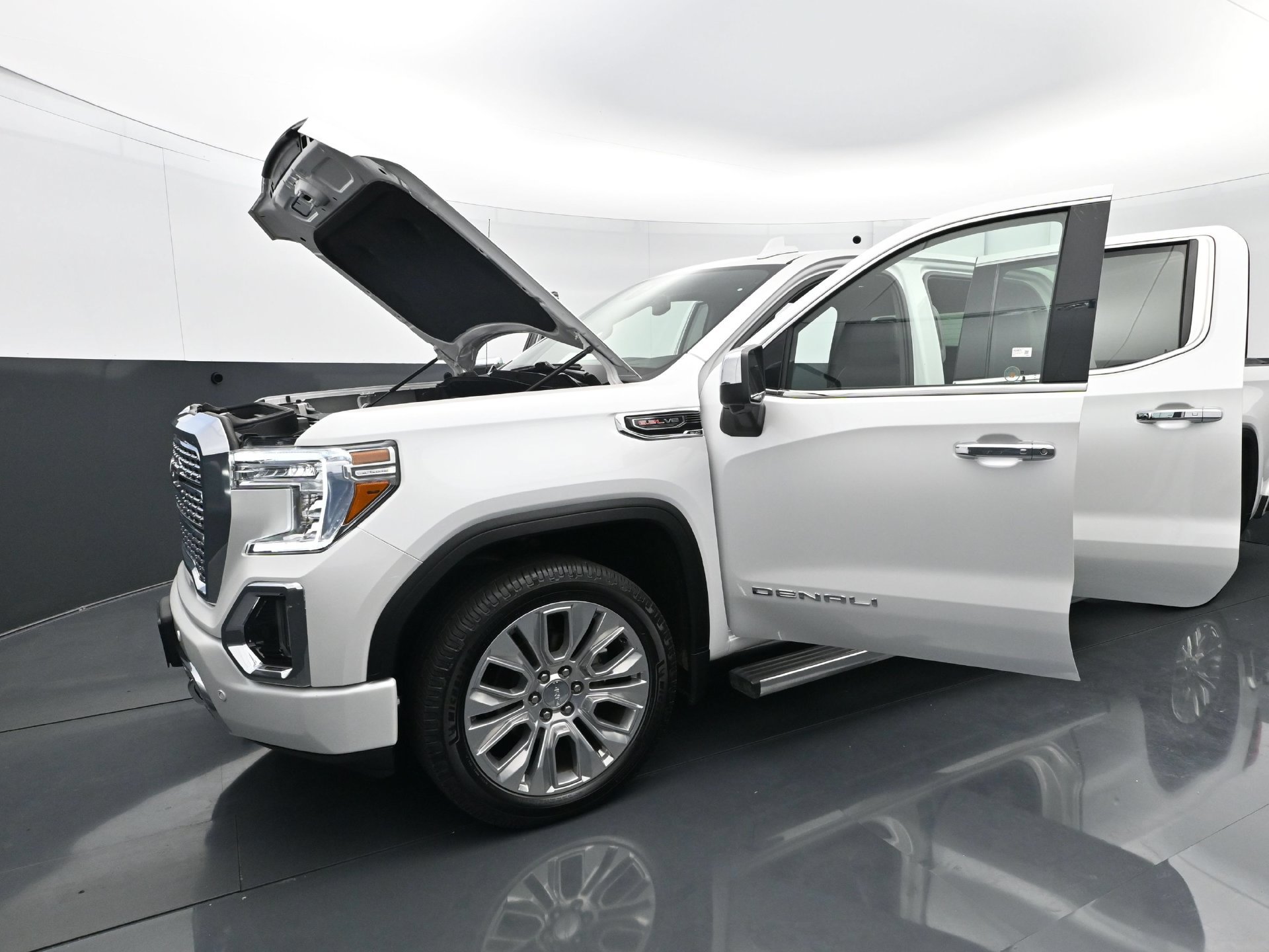 Used 2022 GMC Sierra 1500 Denali w/ Denali Premium Package AWD/4WD image 31