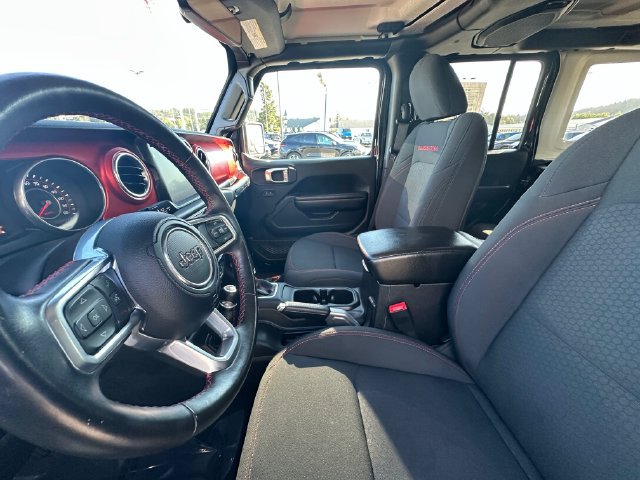 Used 2018 Jeep Wrangler Unlimited Rubicon w/ Uconnect 4C Nav & Sound Group AWD/4WD image 9