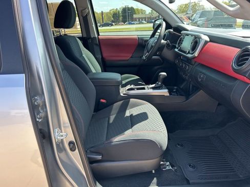 Used 2023 Toyota Tacoma SR5 RWD image 19