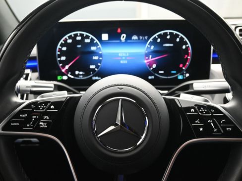 Used 2023 Mercedes-Benz S 580 4MATIC Sedan image 18