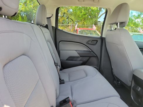 Used 2020 Chevrolet Colorado W/T RWD image 15
