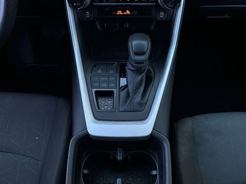Used 2025 Toyota RAV4 XLE image 15