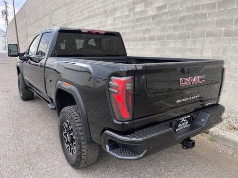 Used 2024 GMC Sierra 2500 AT4X AWD/4WD image 5