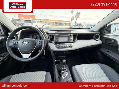 Used 2013 Toyota RAV4 XLE image 18
